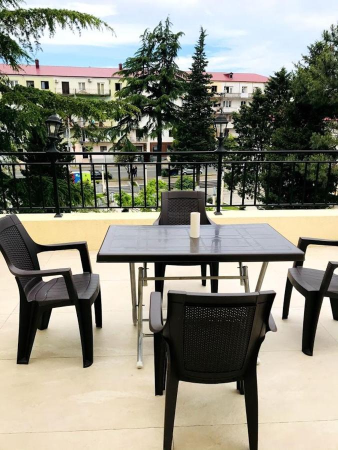 Hotel Gurya Kobuleti Zewnętrze zdjęcie